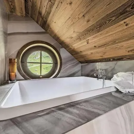 Contact Us At What App - 0041-798-079-427 To Book!! - Luxury Ski Chalet In Cervinia - Private Pool-spa 别墅 布勒伊-切尔维尼亚